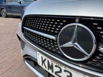 MERCEDES-BENZ E CLASS E220D 200 Amg Line Premium 5Dr 9G-Tronic