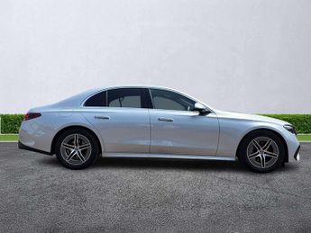 MERCEDES-BENZ E CLASS E200 Amg Line 4Dr 9G-Tronic