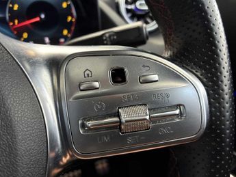 MERCEDES-BENZ GLA Gla 200 Amg Line Premium Plus Night Ed 5Dr Auto