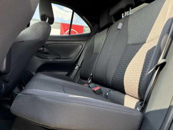 TOYOTA YARIS CROSS 1.5 Hybrid Design 5Dr Cvt