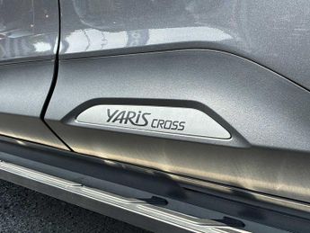 TOYOTA YARIS CROSS 1.5 Hybrid Design 5Dr Cvt