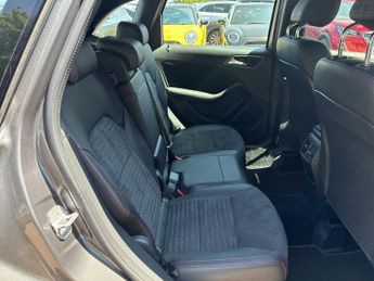 MERCEDES-BENZ B CLASS B200D Amg Line Premium 5Dr Auto
