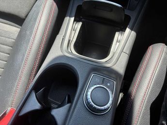 MERCEDES-BENZ B CLASS B200D Amg Line Premium 5Dr Auto