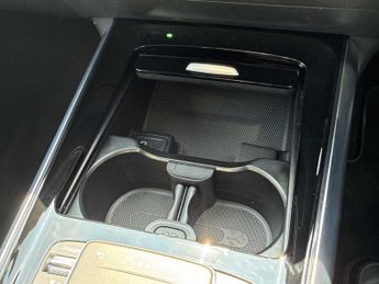 MERCEDES-BENZ GLA Gla 200 Amg Line Executive 5Dr Auto