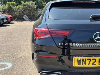 MERCEDES-BENZ CLA Cla 250E Amg Line Premium 5Dr Tip Auto