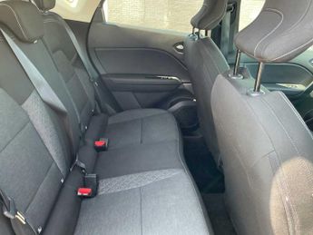 RENAULT CAPTUR 1.6 E-Tech Full Hybrid 145 Evolution 5Dr Auto