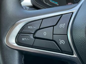 RENAULT CAPTUR 1.6 E-Tech Full Hybrid 145 Evolution 5Dr Auto