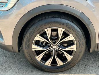 RENAULT CAPTUR 1.6 E-Tech Full Hybrid 145 Evolution 5Dr Auto