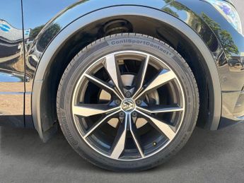 VOLKSWAGEN TIGUAN 1.5 Tsi R-Line Suv 5Dr Petrol Dsg Euro 6 (S/S) (150 Ps)