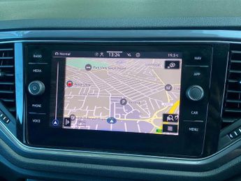 VOLKSWAGEN T-ROC 1.5 Tsi Gpf Evo Sel Suv 5Dr Petrol Dsg Euro 6 (S/S) (150 Ps)