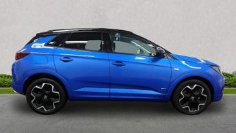 VAUXHALL GRANDLAND 1.6 Plug-In Hybrid Ultimate 5Dr Auto