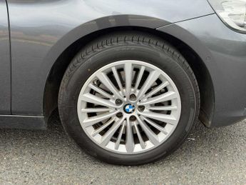 BMW 2 SERIES 225I Xdrive Luxury 5Dr Step Auto