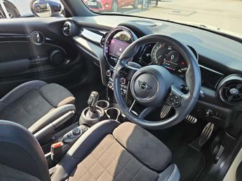 MINI HATCHBACK 1.5 Cooper Sport 3Dr Auto
