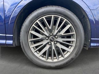 AUDI Q3 1.5 Tfsi Cod 35 S Line Suv 5Dr Petrol S Tronic Euro 6 (S/S) (150