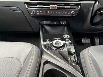 KIA NIRO 1.6 Gdi 136 Hybrid Evolve 5Dr Dct
