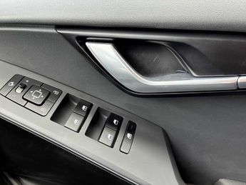 KIA NIRO 1.6 Gdi 136 Hybrid Evolve 5Dr Dct