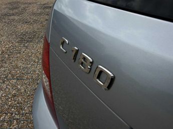 MERCEDES-BENZ C CLASS C180 Blueefficiency Executive Se 5Dr Auto