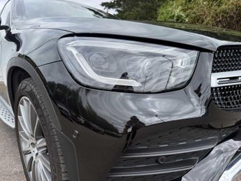 MERCEDES-BENZ GLC Glc 300D 4Matic Amg Line Premium 5Dr 9G-Tronic