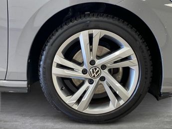 VOLKSWAGEN GOLF 2.0 Tdi R-Line Hatchback 5Dr Diesel Dsg Euro 6 (S/S) (150 Ps)