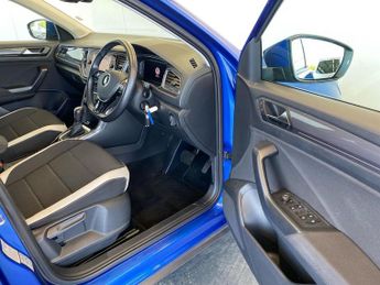 VOLKSWAGEN T-ROC 1.5 Tsi Gpf Evo Sel Suv 5Dr Petrol Dsg Euro 6 (S/S) (150 Ps)
