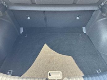 KIA XCEED 1.0T Gdi Isg 113 Pure 5Dr Dct