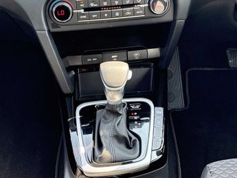 KIA XCEED 1.0T Gdi Isg 113 Pure 5Dr Dct