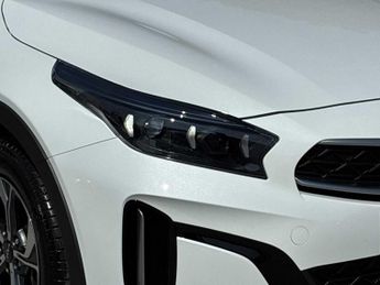 KIA XCEED 1.0T Gdi Isg 113 Pure 5Dr Dct