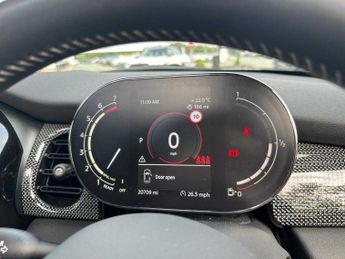 MINI HATCHBACK 1.5 Cooper Exclusive 5Dr Auto