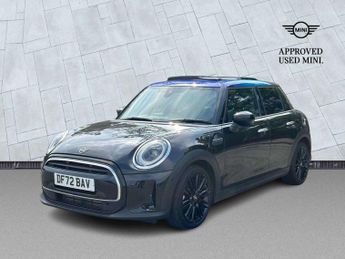 MINI HATCHBACK 1.5 Cooper Exclusive 5Dr Auto
