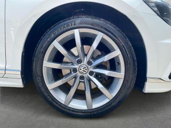 VOLKSWAGEN PASSAT 2.0 Tdi R-Line Estate 5Dr Diesel Dsg Euro 6 (S/S) (150 Ps)