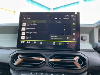 DACIA DUSTER 1.8 Hybrid 155 Extreme 5Dr Auto