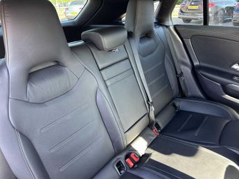 MERCEDES-BENZ CLA Cla 200 Amg Line Premium 5Dr Tip Auto
