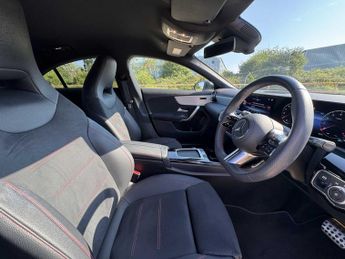 MERCEDES-BENZ CLA Cla 180 Amg Line Executive 4Dr Tip Auto