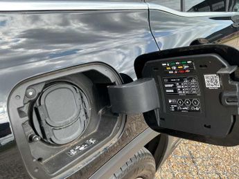 MERCEDES-BENZ EQB Eqb 300 4Matic 168Kw Amg Line 66.5Kwh 5Dr Auto