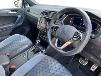VOLKSWAGEN TIGUAN 1.5 Tsi R-Line Edition Suv 5Dr Petrol Dsg Euro 6 (S/S) (150 Ps)