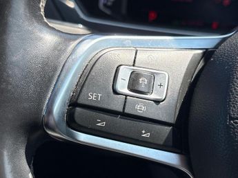 VOLKSWAGEN TIGUAN 1.5 Tsi Evo R-Line Suv 5Dr Petrol Dsg Euro 6 (S/S) (150 Ps)