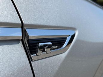 VOLKSWAGEN TIGUAN 1.5 Tsi Evo R-Line Suv 5Dr Petrol Dsg Euro 6 (S/S) (150 Ps)