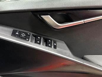 KIA NIRO Niro 1.6 Gdi Hybrid 2 5Dr Dct Estate