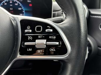 MERCEDES-BENZ A CLASS A180 Sport Executive 5Dr Auto