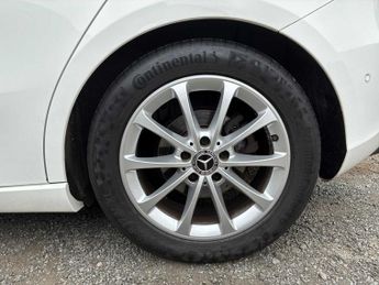 MERCEDES-BENZ A CLASS A180 Sport Executive 5Dr Auto
