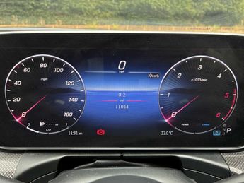 MERCEDES-BENZ C CLASS C300D Amg Line Premium 4Dr 9G-Tronic
