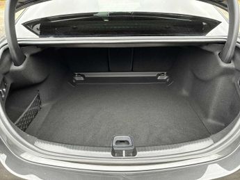 MERCEDES-BENZ C CLASS C300D Amg Line Premium 4Dr 9G-Tronic
