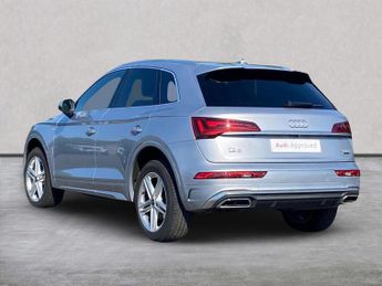 AUDI Q5 40 TDI Quattro S Line 5dr S Tronic