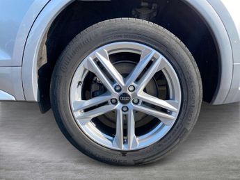 AUDI Q5 40 Tdi Quattro S Line 5Dr S Tronic