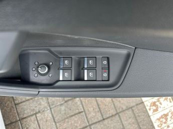 AUDI A3 2.0 Tfsi Sportback 5Dr Petrol S Tronic Quattro Euro 6 (S/S) (310