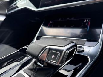 AUDI A6 40 Tfsi Black Edition 4Dr S Tronic [C+S Pack]