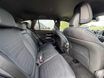 MERCEDES-BENZ GLC Glc 220D 4Matic Amg Line 5Dr 9G-Tronic