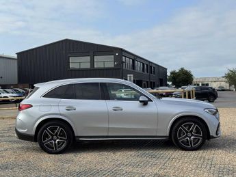 MERCEDES-BENZ GLC Glc 220D 4Matic Amg Line 5Dr 9G-Tronic