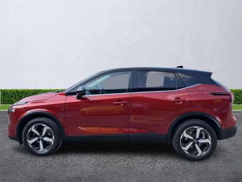 NISSAN QASHQAI 1.3 Dig-T Mh 158 N-Connecta 5Dr Xtronic