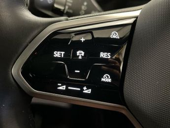 VOLKSWAGEN ID.4 Pro 77Kwh Style Suv 5Dr Electric Auto (286 Ps)
